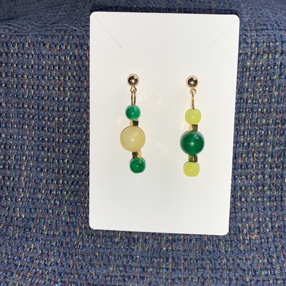 Oregon Ducks 🦆 Themed Handcrafted Earrings - Picture 6 of 10